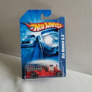 2006 Red and Gray Old Numbers 5.5 Hot Wheel 1:64 Toy Firetruck. New
